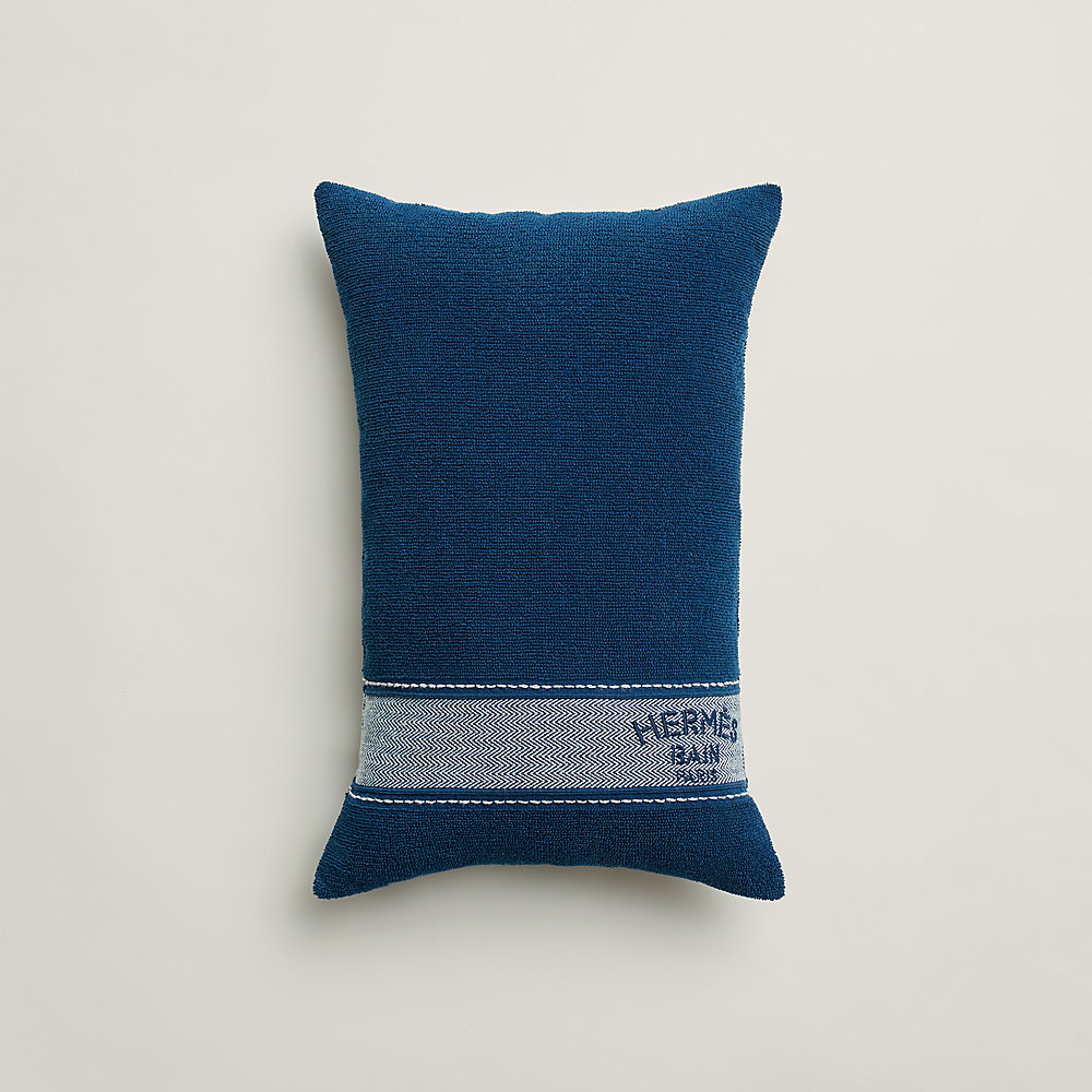 Yachting Uni beach pillow | Hermès USA